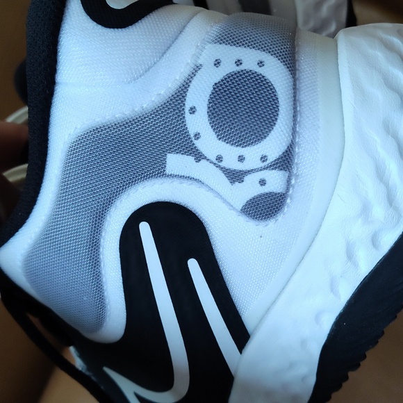 Nike Kd Trey 5 VIII Basketball Shoe Mens size 10 - Picture 8 of 8
